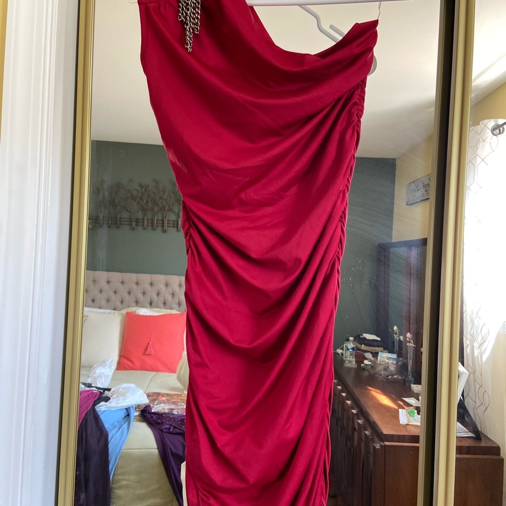 One shoulder dress